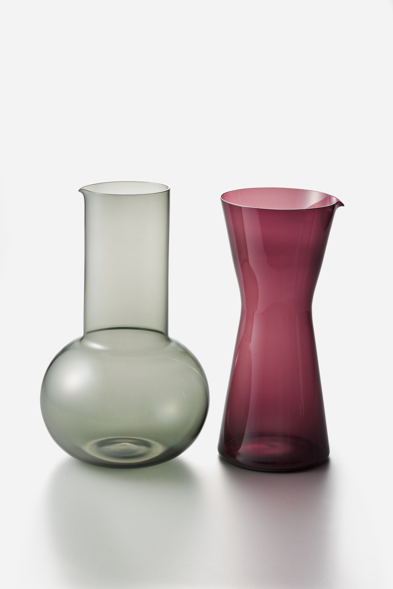 《1621》1955年 、《1610》1954年　©Architecture &amp; Design Museum Helsinki, Photo: Rauno Träskelin