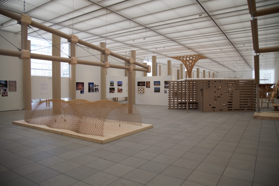 「紙の構造」 ドイツ・ハノーバー国際博覧会日本館、紙の茶室ほか